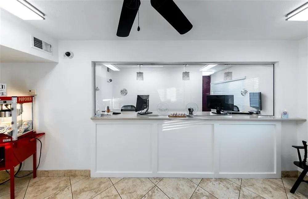 133 Fully Furnished, Amenities Galore Scottsdale